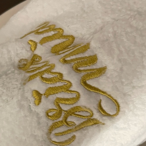 BRIDESMAID SLIPPERS-NWT - Picture 4 of 4